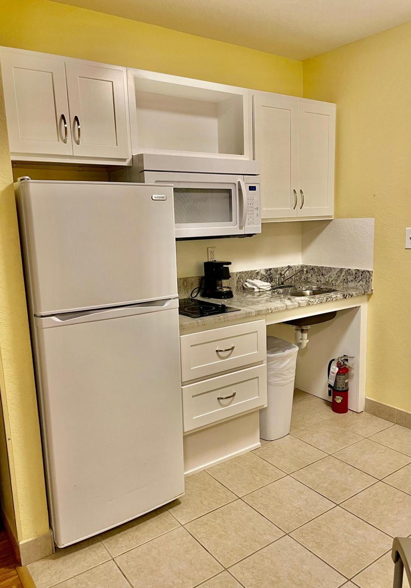Suburban Studios Fort Myers Cape Coral Exterior foto